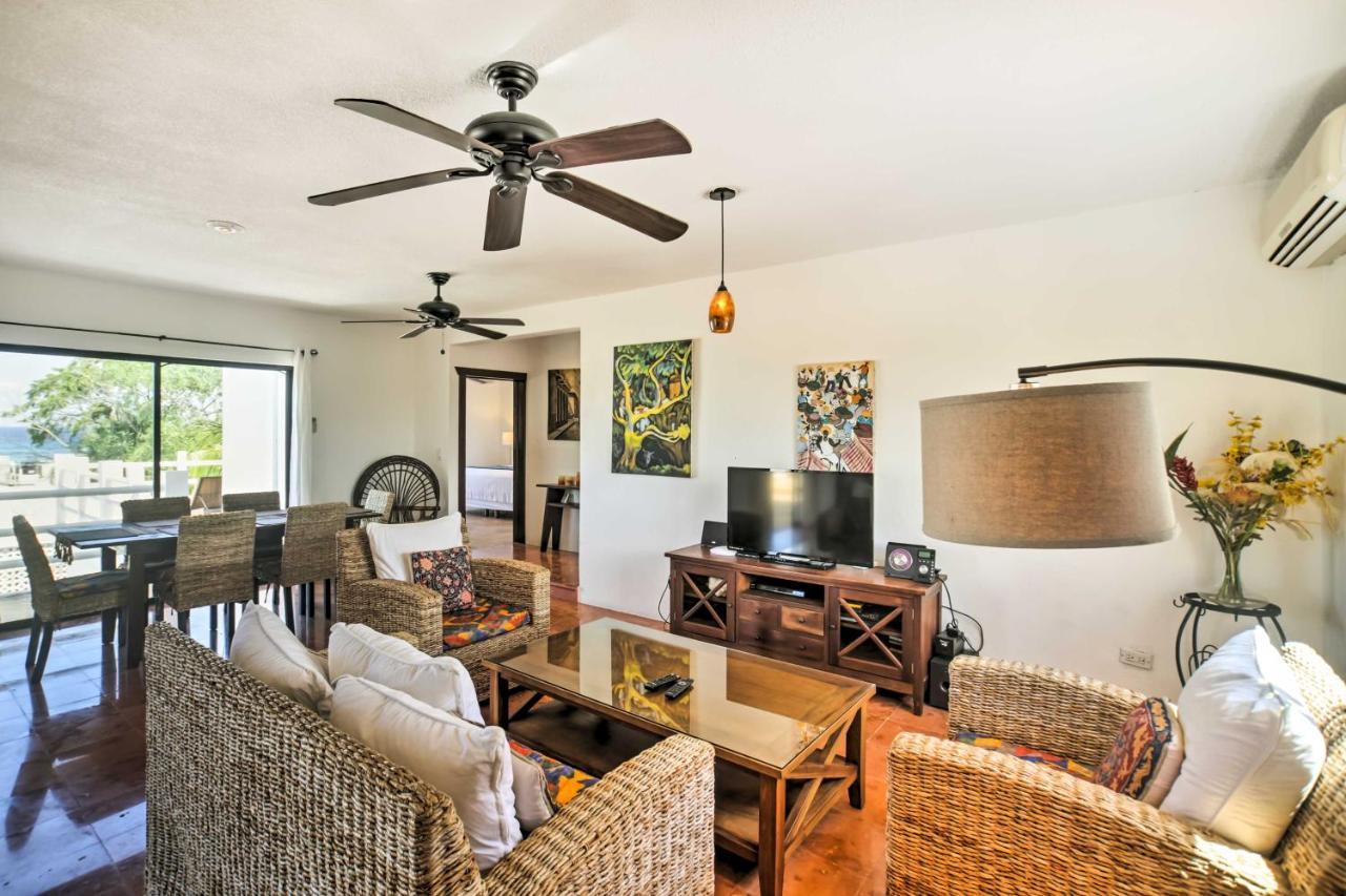 Gorgeous Penthouse With Deck And Ocean Views! *